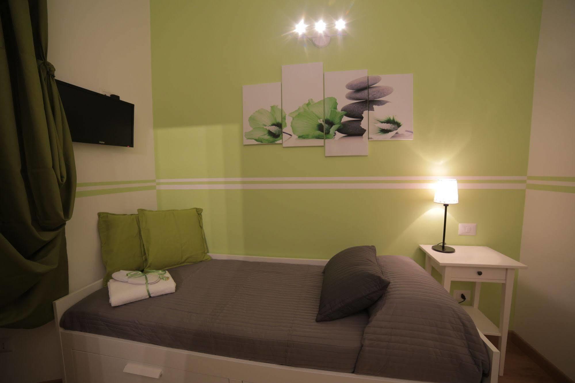 Bed and Breakfast Domus Horatio Рим Экстерьер фото
