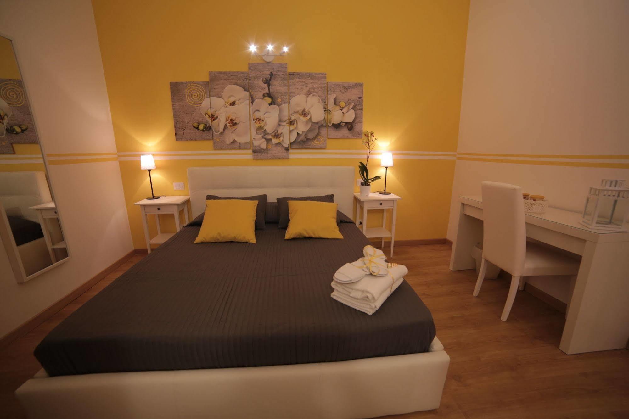 Bed and Breakfast Domus Horatio Рим Экстерьер фото